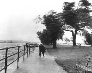 Hurricane Hazel pounds US East Coast